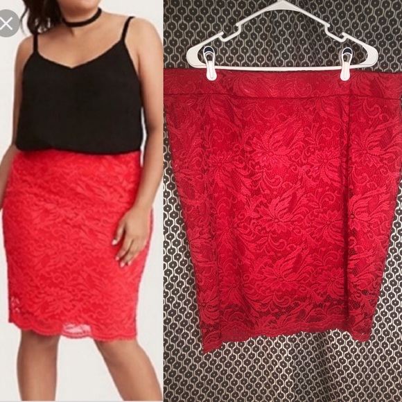 torrid Dresses & Skirts - Torrid coral lace skirt